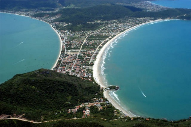 Península de Bombinhas (fonte: Rede Costa Esmeralda)
